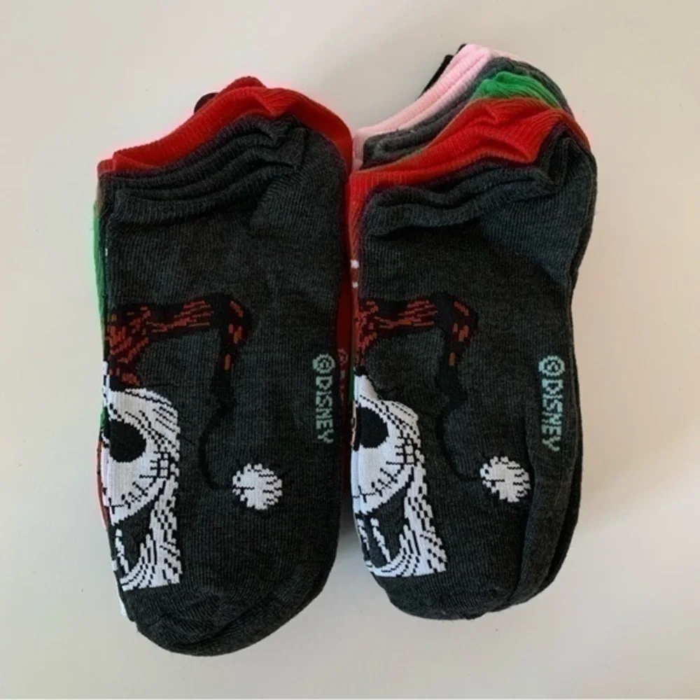 ❌❌NWT. DISNEY The Nightmare Before Christmas 12 Pairs of Socks